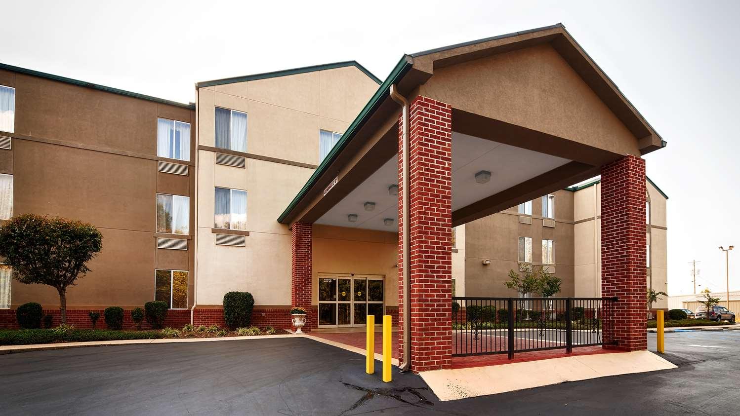 Best Western Plus Russellville Hotel & Suites Екстер'єр фото