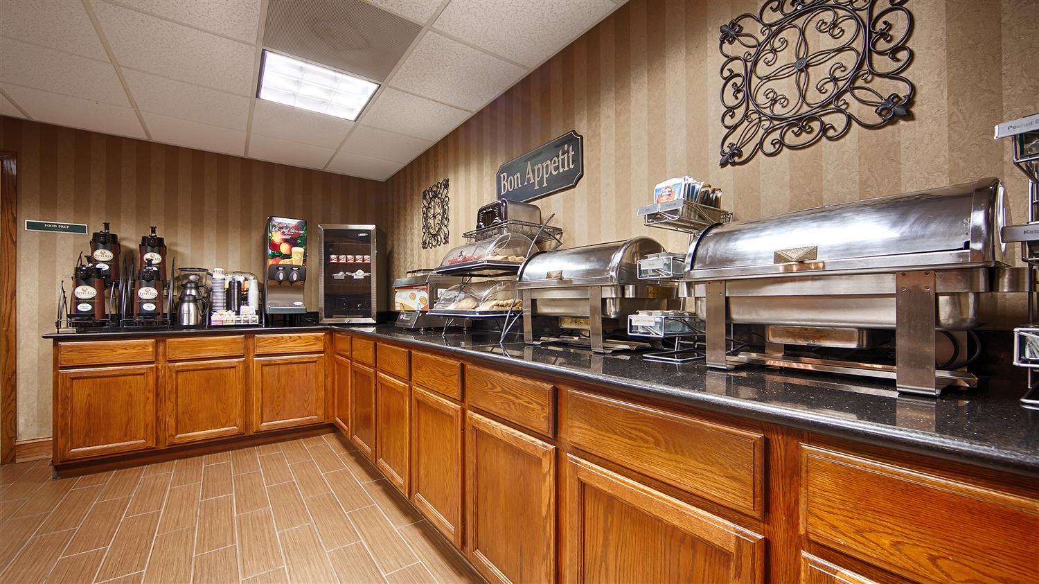Best Western Plus Russellville Hotel & Suites Екстер'єр фото