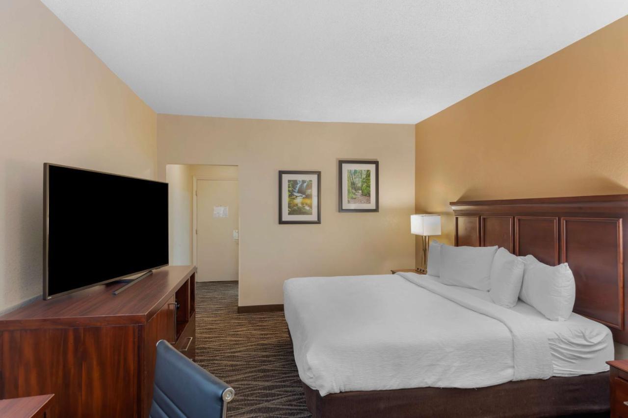 Best Western Plus Russellville Hotel & Suites Екстер'єр фото