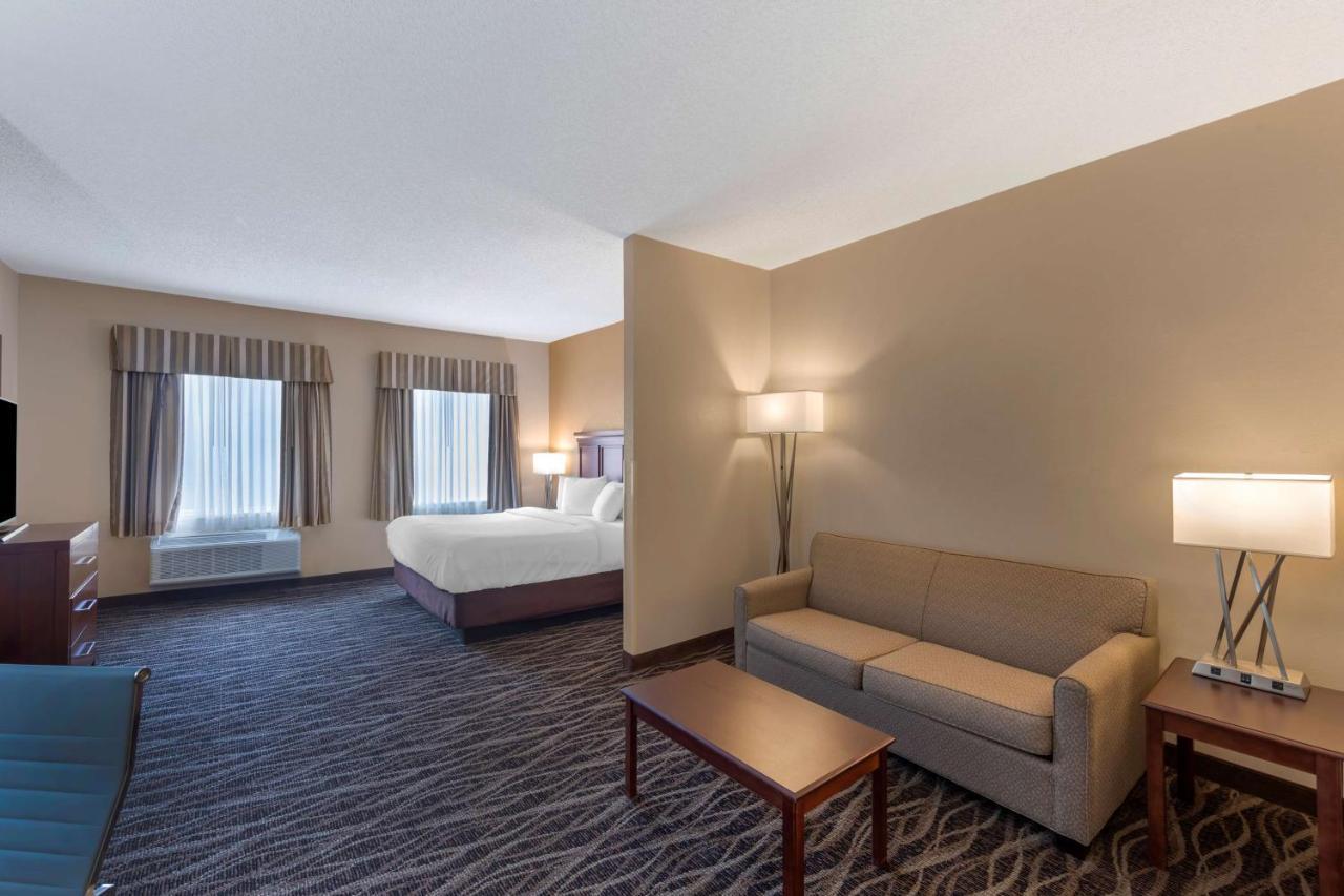 Best Western Plus Russellville Hotel & Suites Екстер'єр фото