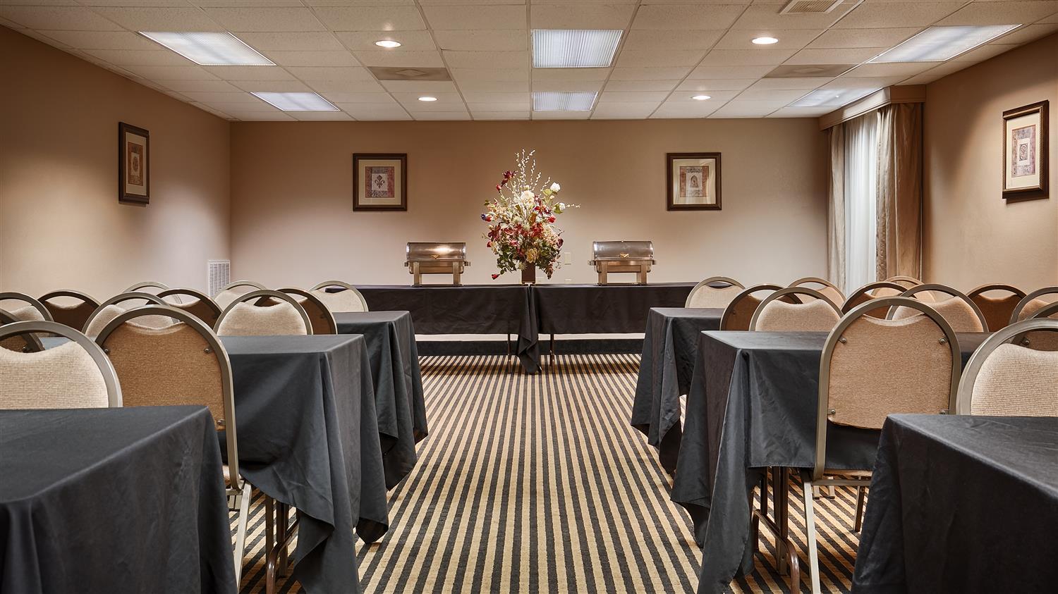 Best Western Plus Russellville Hotel & Suites Екстер'єр фото